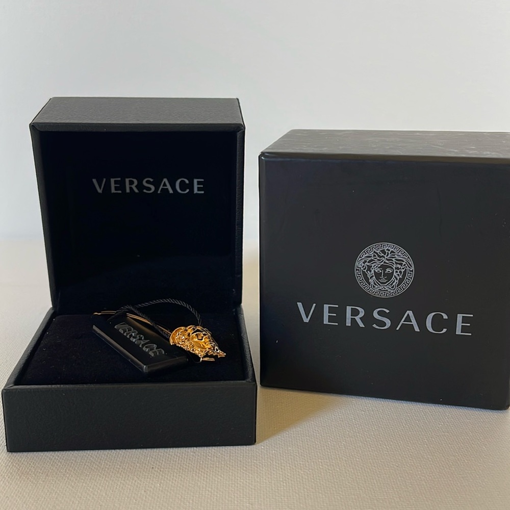 NWT VERSACE LA MEDUSA HAIR PIN MADE IN ITALY - Picture 2 of 8